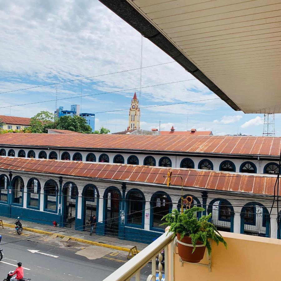 Hotel Acosta Iquitos Exterior foto